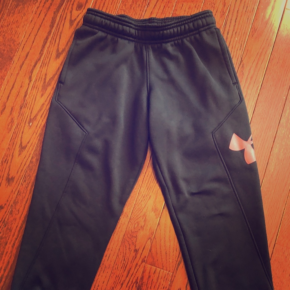Under Armour Athletic Pants Youth Small, Black